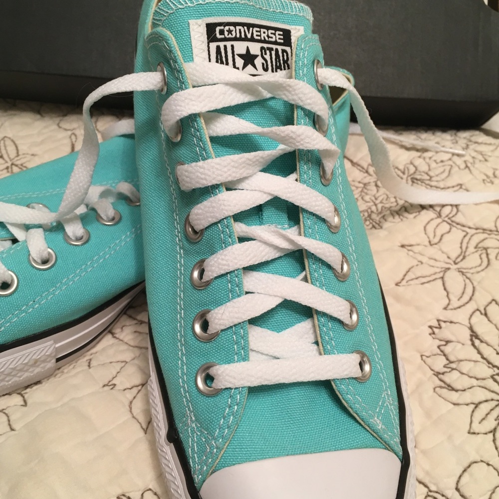 New converse all stars low tops in light aqua